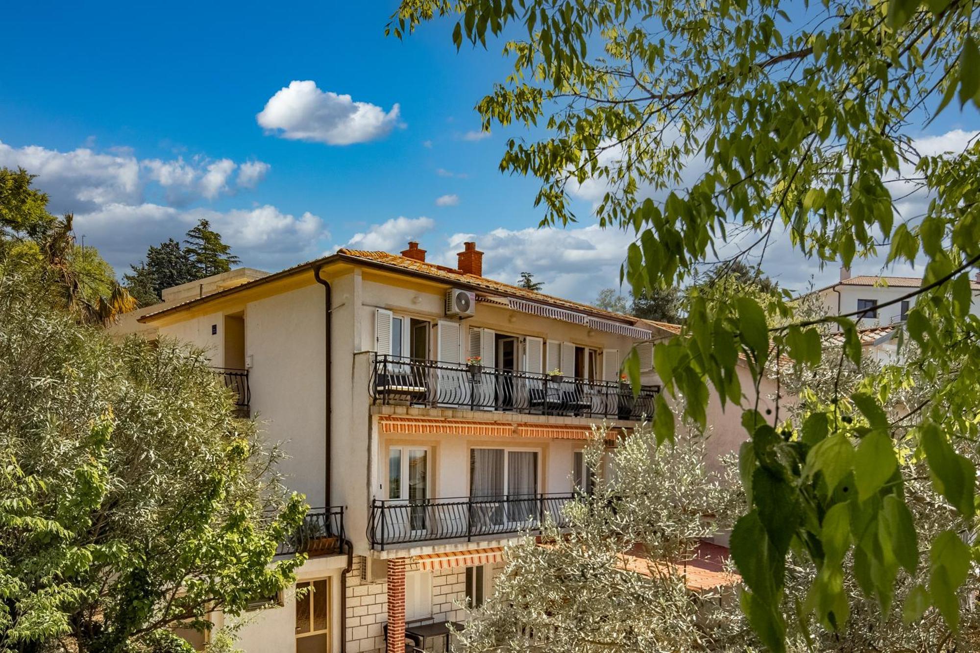 Seaview Apartment Tina Krk Island - Happy Rentals Krk Town Dış mekan fotoğraf